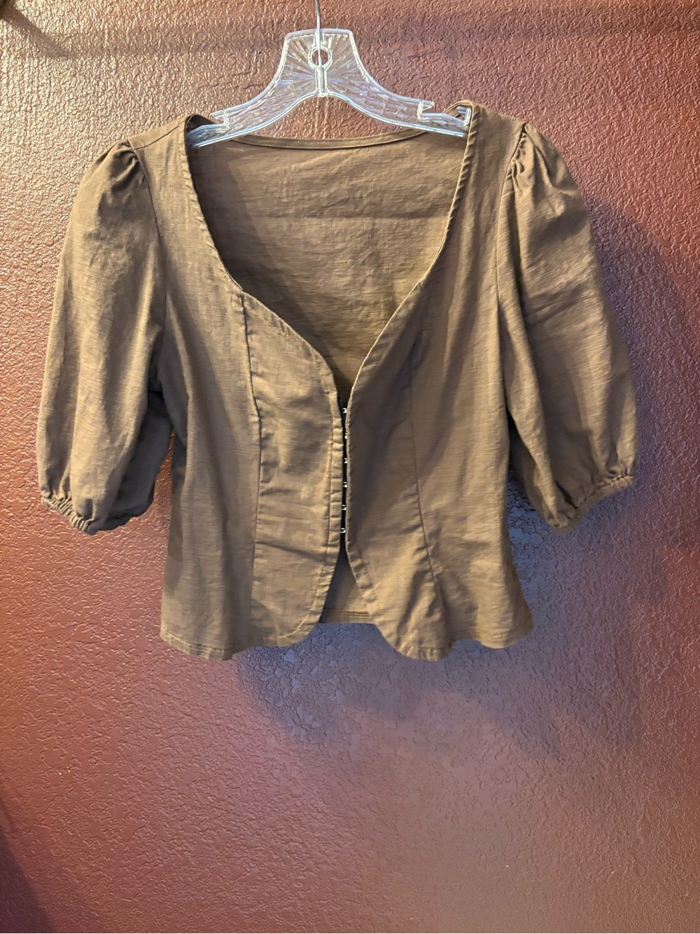 Women’s Puff-Sleeve Brown Button-Front Top